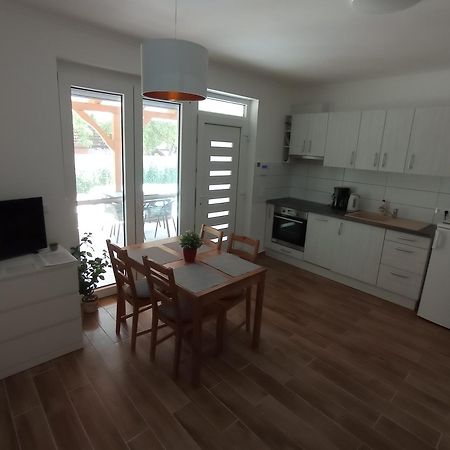 Relax Apartment Fonyod Luaran gambar